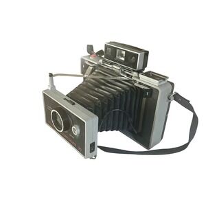 Vintage Polaroid Countdown 90 Land Camera Folding Bellows Film Prop Decor